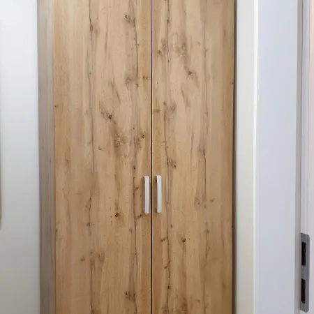 Sunny And Charming Domain For Your In 소피아