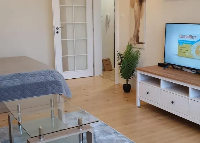 Sunny And Charming Domain For Your In *