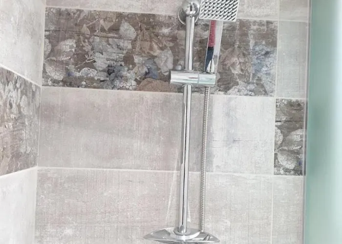 Sunny And Charming Domain For Your In شقة